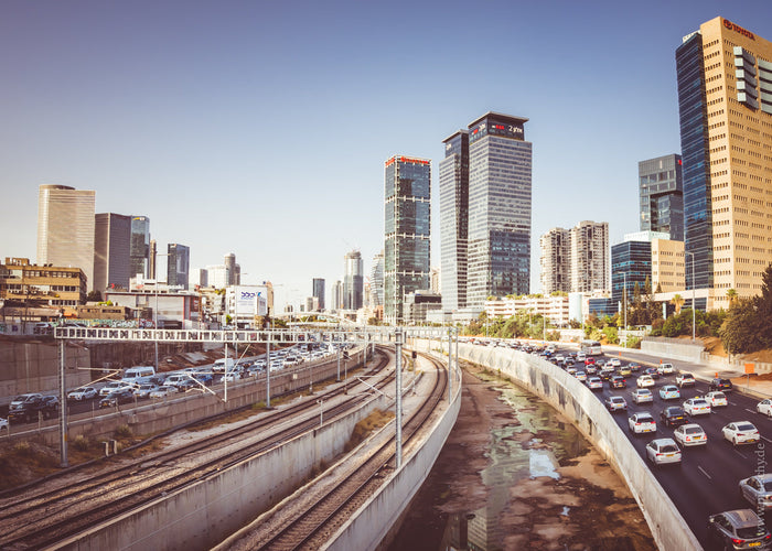 Ayalon Highway in Tel Aviv, Tel Aviv cityscape, Stefanie Pietschmann Photographer, Tel Aviv skyline traffic, Pietschy Photography, urban Israel photography, modern architecture Tel Aviv, rush hour city view, Tel Aviv fine art print, storytelling photograp