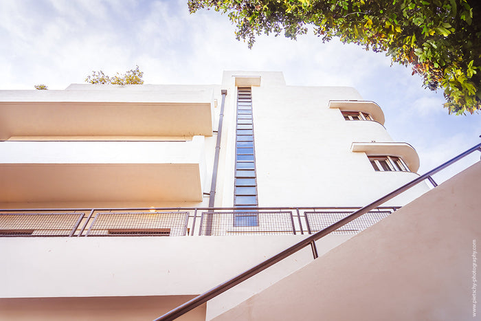 Bauhaus architecture in Tel Aviv, White City modernism Israel, Stefanie Pietschmann Photographer, minimalist Bauhaus facade, Pietschy Photography, Tel Aviv modernist buildings, architectural freedom and light, clean urban geometry, sustainable wall art, s