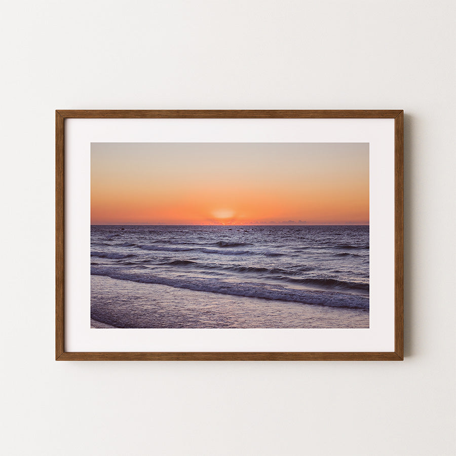 Tel Aviv wall art, sunset beach print, Israel photography, Tel Aviv poster, fine art landscape, Mediterranean wall art, travel photography print, golden hour wall decor, seascape art, minimalist coastal print, fine art print, beach sunset photo