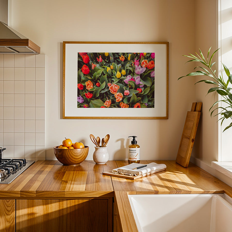 Tulip wall art, Amsterdam floral print, tulips Amsterdam poster, flower market wall art, Dutch tulips photo print, Amsterdam photography print, botanical fine art print, tulips canal wall art, spring floral artwork, Amsterdam flower poster
